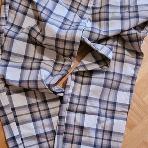 Old Navy pixie Capri pants